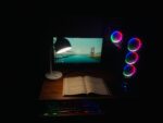 yage yg-t126 white rechargeable led desk lamp